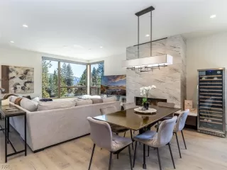 Photo #2: 1008482 Listing