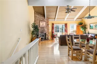 Photo #6: 1008491 Listing