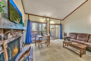 Photo #2: 1008504 Listing