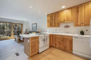 Photo #3: 1008507 Listing 