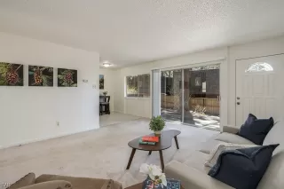 Photo #3: 1008517 Listing 