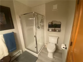 Photo #6: 1008530 Listing