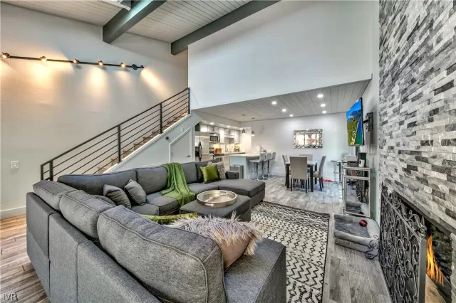 MLS: 1008537 Condo For Sale