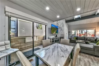 Photo #5: 1008537 Listing 