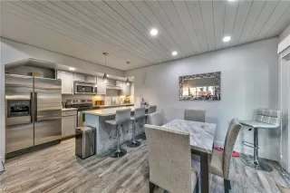 Photo #6: 1008537 Listing 