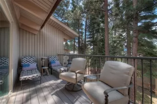 Photo #5: 1008544 Listing