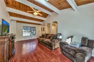 Photo #3: 1008588 Listing 