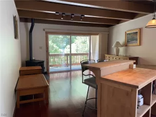 Photo #6: 1008619 Listing 