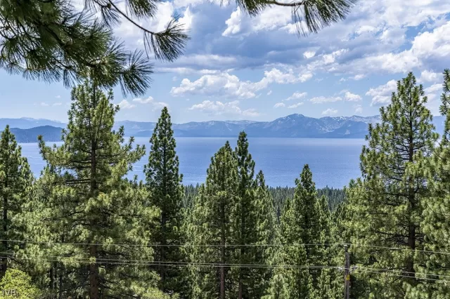 MLS: 1009656 Condo For Sale