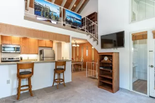 Photo #3: 1009688 Listing 