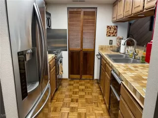 Photo #6: 1009695 Listing 