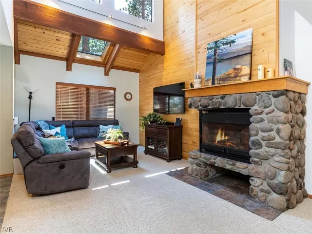 MLS: 1009704 Condo For Sale