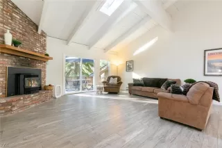 Photo #3: 1009755 Listing 