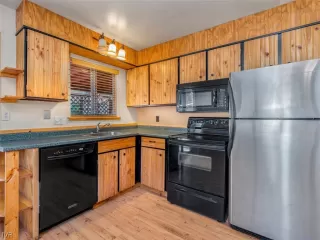 Click for more information on MLS # 1009756 : 209 ROBIN DRIVE 7 More Details about MLS # 1009756 : 209 ROBIN DRIVE 7