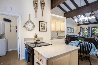 Photo #6: 1009766 Listing 