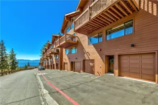 Photo #4: 1009839 Listing 