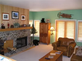 Photo #1: 1009846 Listing