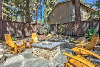 Photo #3: 1009860 Listing