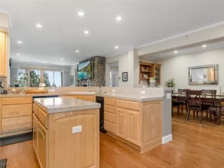 Photo #5: 1009866 Listing 