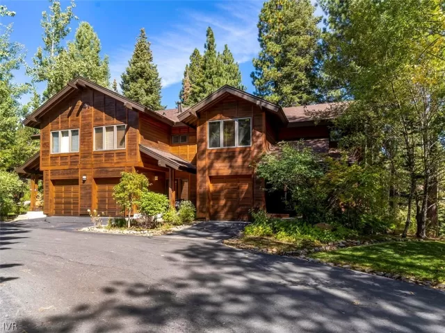 MLS: 1009886 Condo For Sale