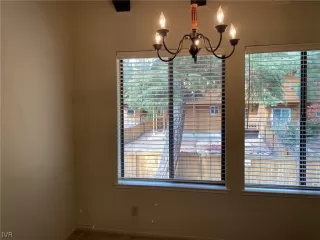 Photo #5: 1009925 Listing 