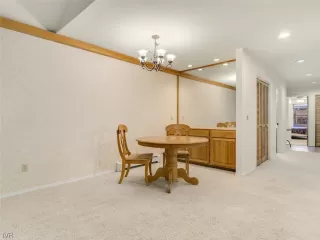 Photo #6: 1009994 Listing 