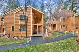 Photo #2: 1010011 Listing