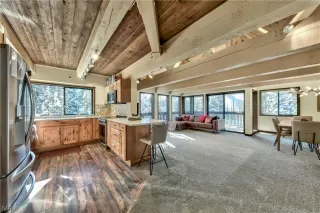 Photo #2: 1010024 Listing 