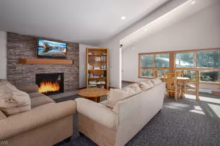 Photo #3: 1010057 Listing 
