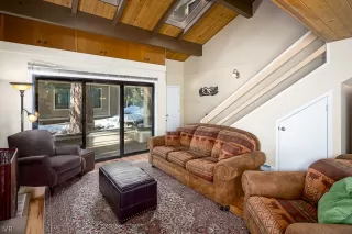 Photo #5: 1010057 Listing 