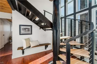 Photo #1: 1010068 Listing