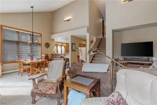 Photo #4: 1010120 Listing