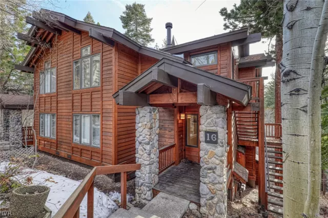 MLS: 1010133 Condo For Sale