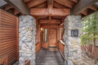 Photo #2: 1010133 Listing