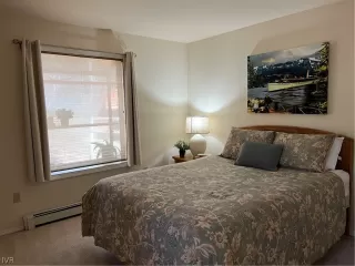 Photo #4: 1010158 Listing