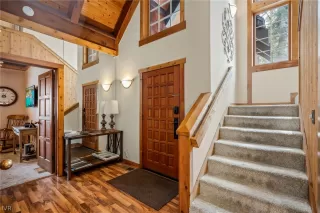 Photo #1: 1010161 Listing