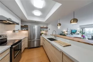 Photo #2: 1010181 Listing