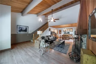 Photo #2: 1010191 Listing 