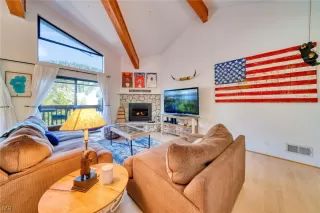 Photo #2: 1010202 Listing