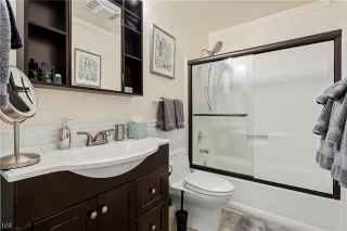 Photo #6: 1010228 Listing 