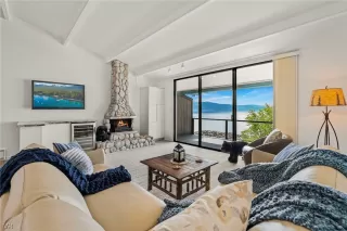 Photo #3: 1011276 Listing