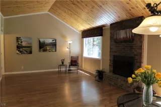 Photo #3: 1011312 Listing 