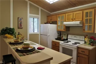 Photo #6: 1011312 Listing 