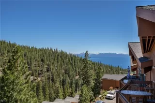 Photo #3: 1011333 Listing