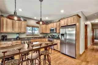 Photo #6: 1012438 Listing 