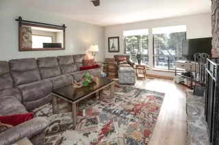 Photo #5: 1012445 Listing 