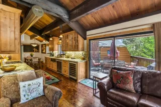 Photo #2: 1012521 Listing