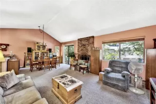 More Details about MLS # 1012533 : 811 SOUTHWOOD BOULEVARD 13