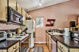 Photo #6: 1012533 Listing 