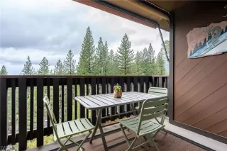 Photo #6: 1012539 Listing